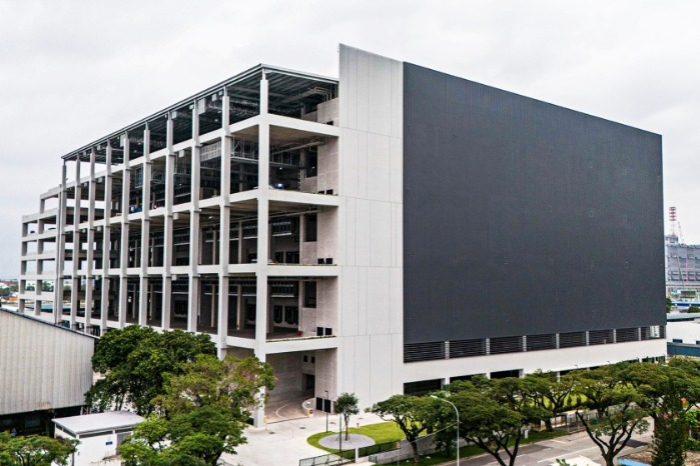 MSL Fulfillment Center in Tuas, Singapore (Courtesy of LG Electronics)