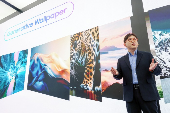 Yong Seok-woo, head of Samsung’s visual display division, gives a presentation at Unbox & Discover 2025 (Courtesy of News1)