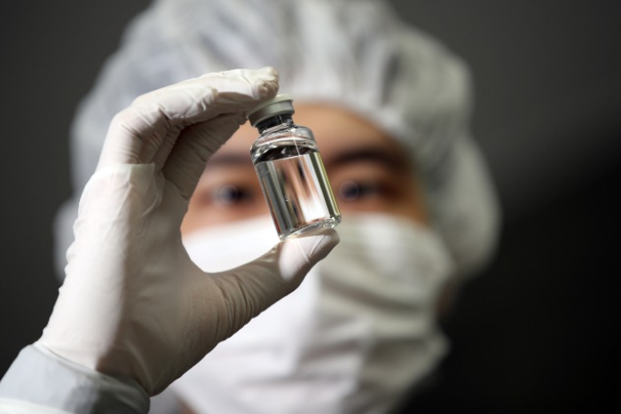 A researcher at a pharmaceutical lab