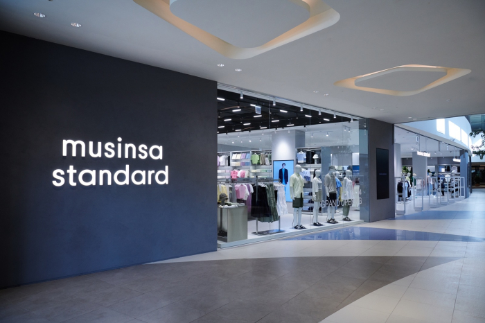 A Musinsa outlet in Lotte Time Villas, a shopping mall in Suwon, South Korea (Courtesy of Musinsa)