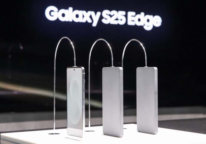 Samsung's Galaxy S25 Edge on display at Galaxy Unpacked 2025