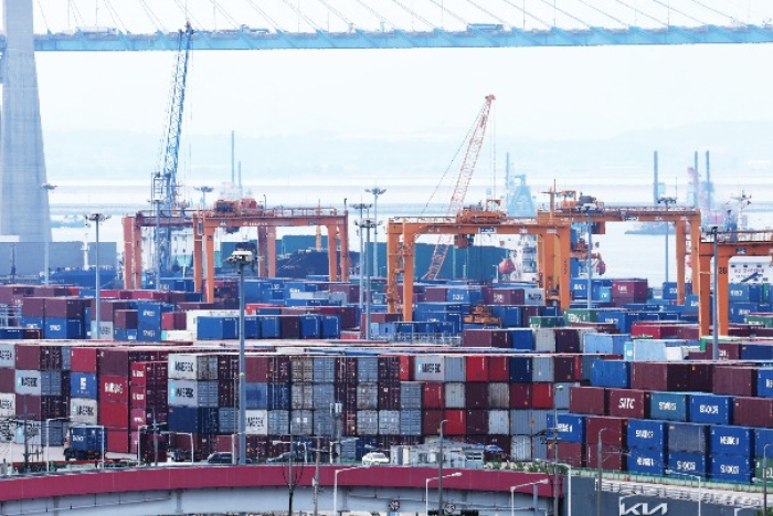 Kospi-listed firms underperform in Q2 with gloomy H2 forecast