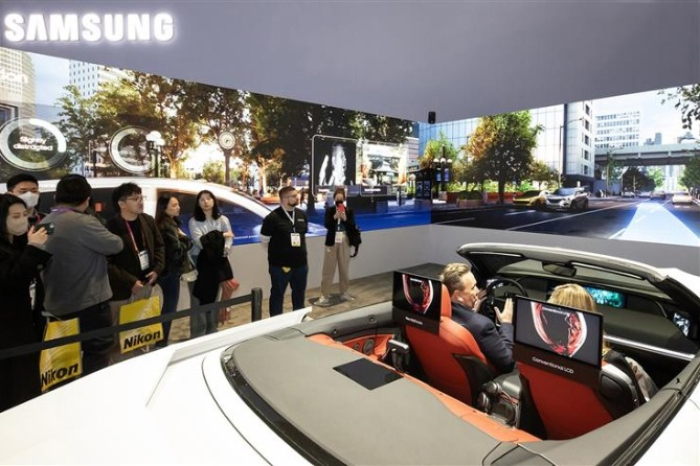 (Courtesy of Samsung Electronics)
