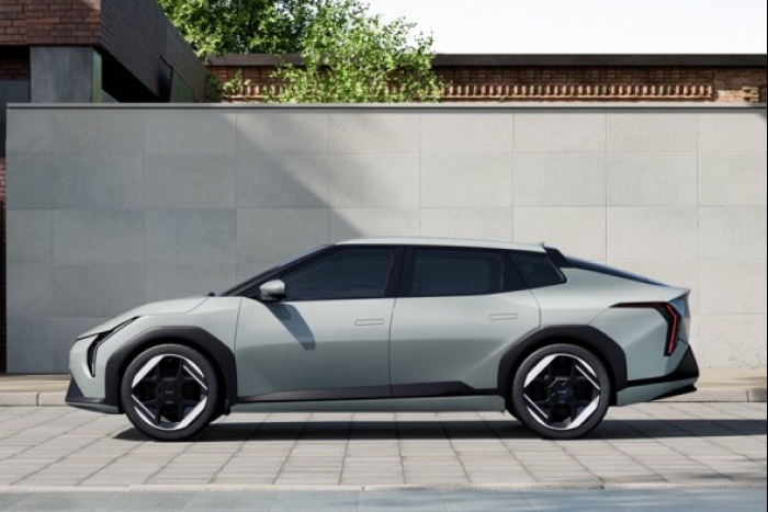 The Kia EV4