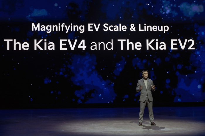 Kia CEO Song Ho-sung premieres the Kia EV4 and Kia EV2 in Europe at 2025 Kia EV Day in Spain