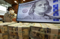 Korean won retreats past 1,510 per dollar, weakest since global financial crisis