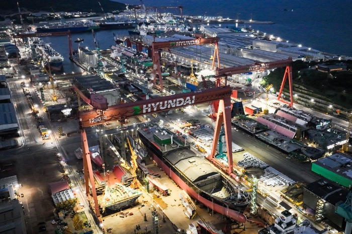 Korea's Big Three shipbuilders ride gas, offshore, defense boom with $145 bn in order backlog